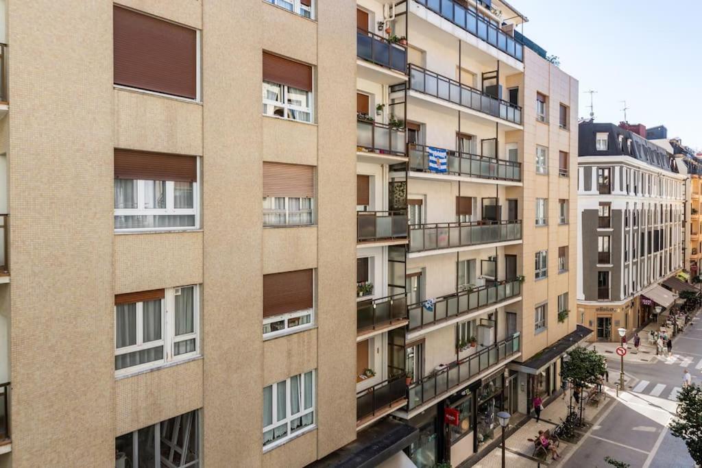 Terraza Playa Y Calle Peatonal Ess03377 San Sebastian Luaran gambar